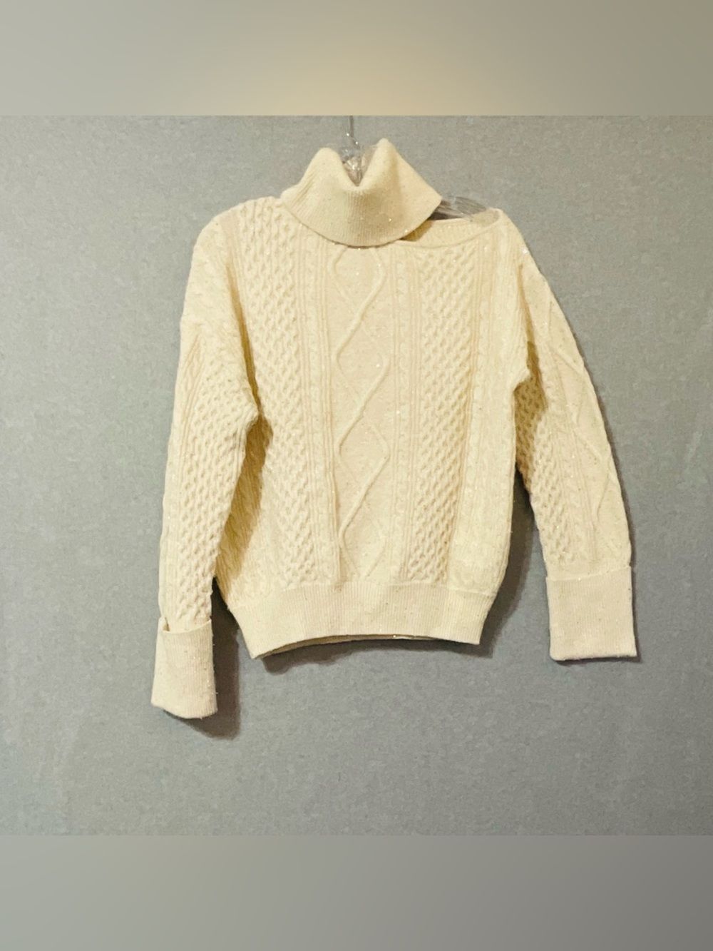 Sofia jeans Cream Turtleneck Cable Knit Sweater SZ M